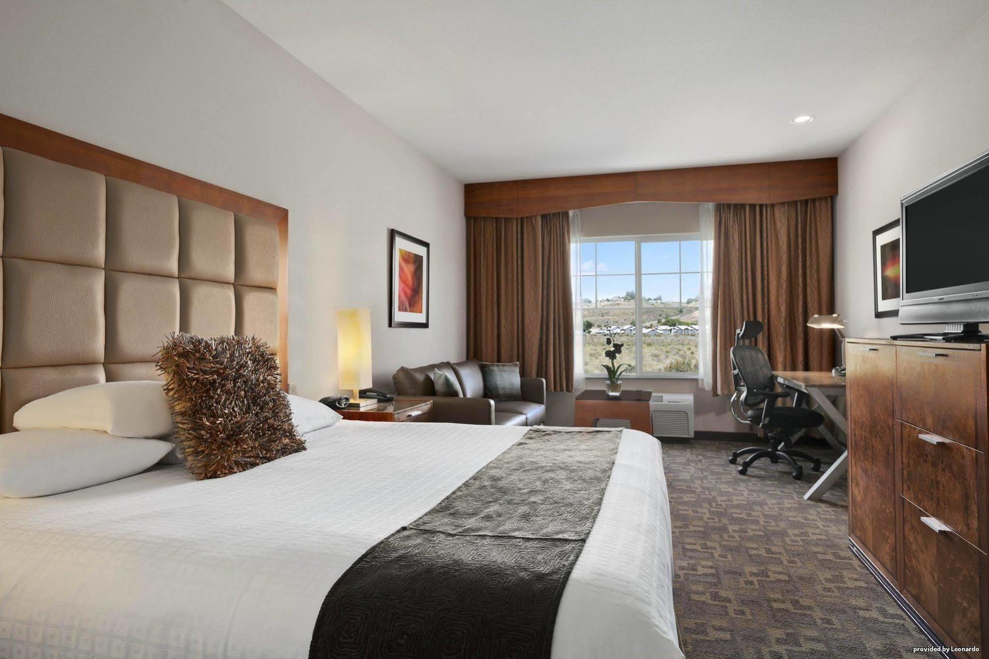 Best Western Plus Peppertree Inn At Omak Exteriér fotografie